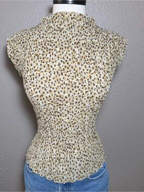 Nicola 90s/2000s Vintage Grunge Pleated
Top